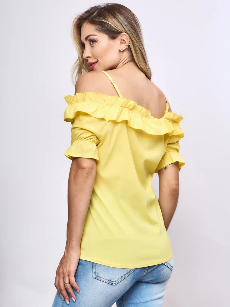 Blusa Feminina Manga Curta Florida: Elegância e Versatilidade em um Design Liso