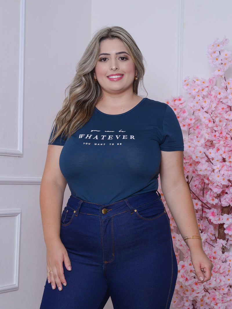 Camiseta Feminina Azul Marinho com Estampa Sortida