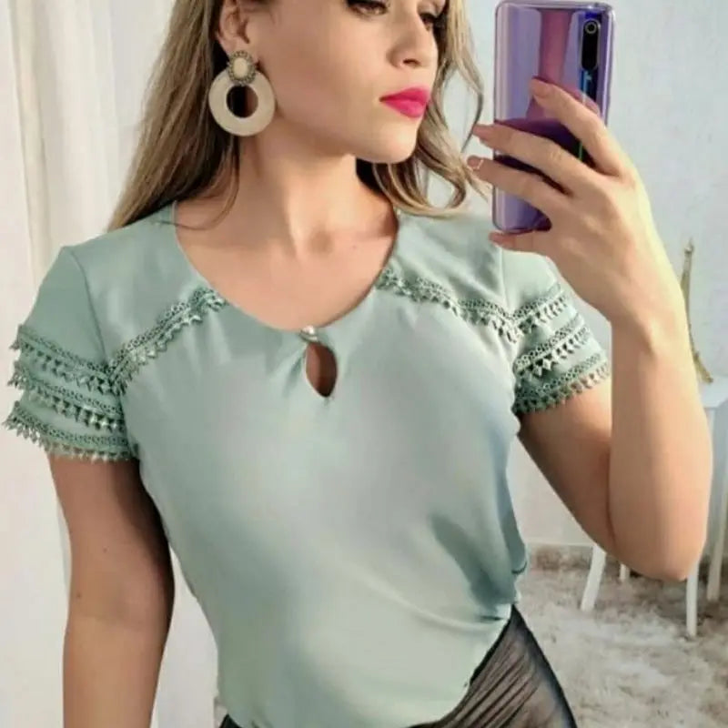 Blusa Lindíssima Feminina Com Detalhe de Renda