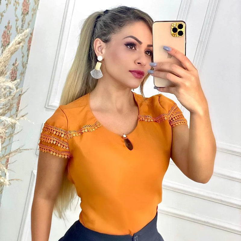 Blusa Lindíssima Feminina Com Detalhe de Renda