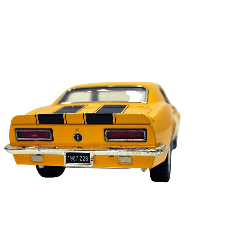 Miniatura Colecionável Chevrolet Camaro Z-28 1967 Amarelo 1/37 Kinsmart (4387)